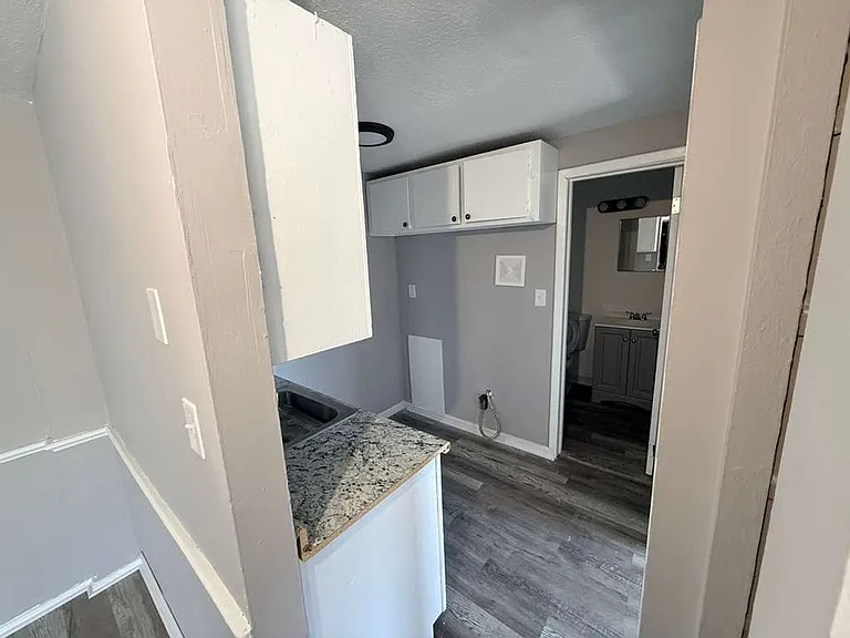 13420 Euclid Ave — Photo 19