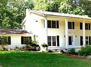 2949 Greenoaks Cir, Atlanta, GA 30345