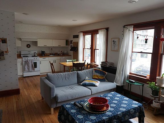 4th image of 715 Miller Ave