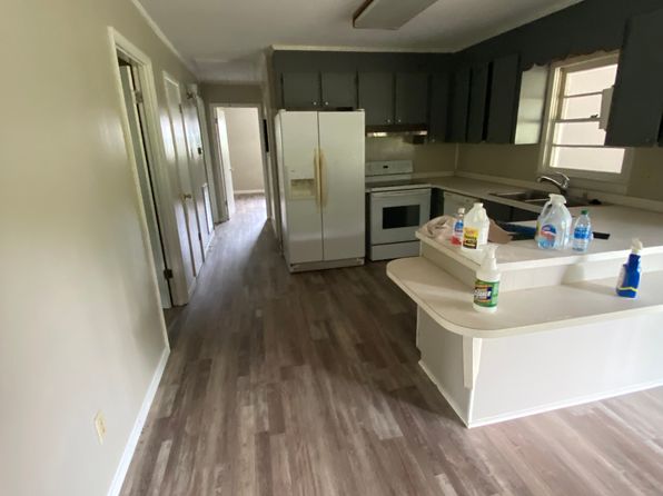 214 Mason Dr #1