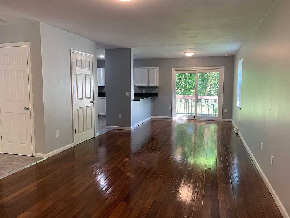 1st image of 106 Morton Ave