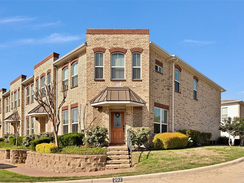 1st image of 202 Lily Ln