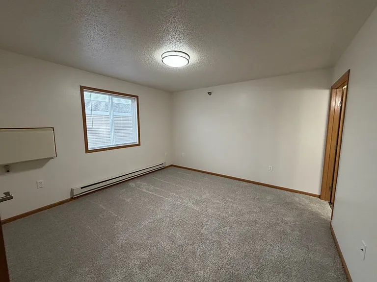 The Summers at Osgood Apartments — Photo 33