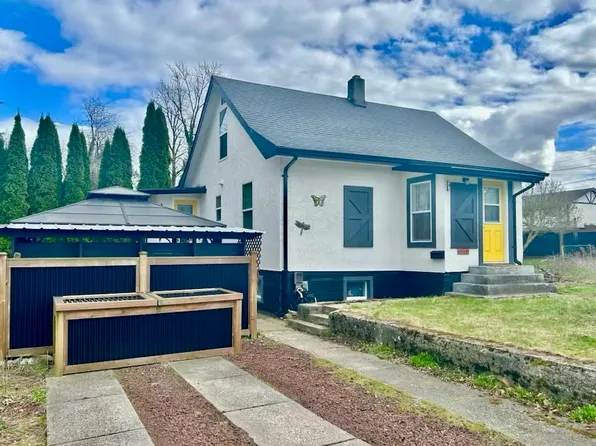 7650 Taulbut St, Mission, BC V2V 3W6