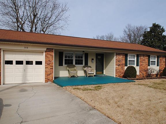 5th image of 308 Esperanza Dr