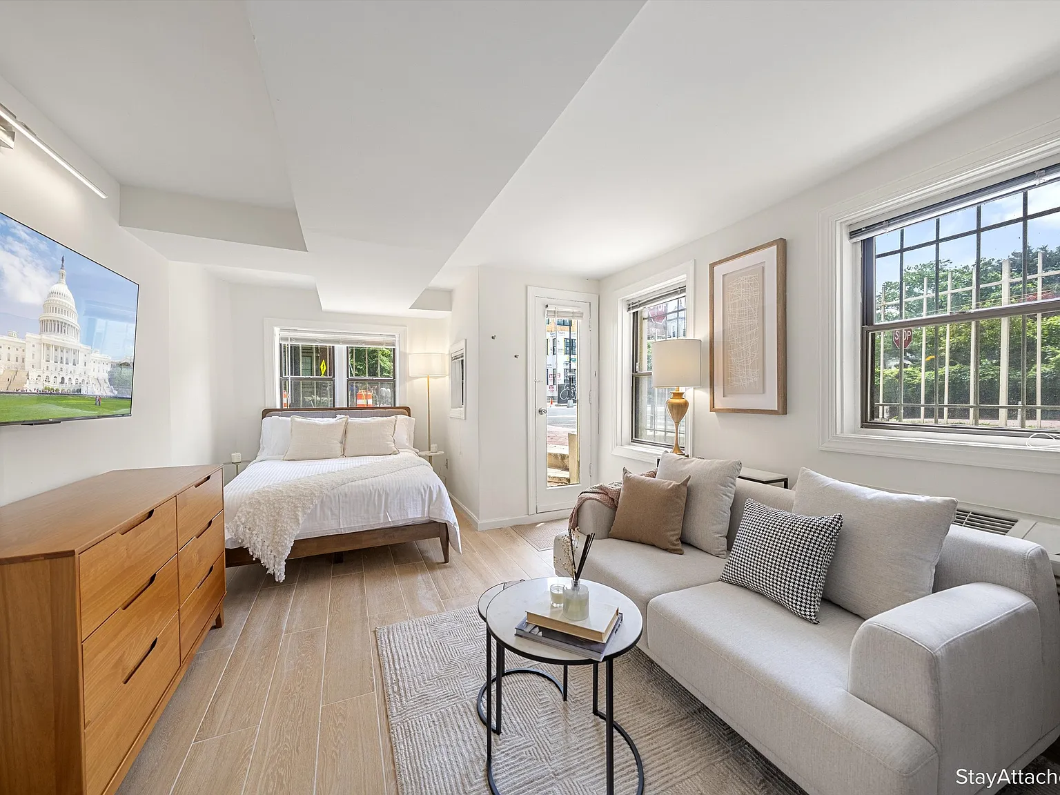 Studio, 327 sqft, $2,730 — Photo 2