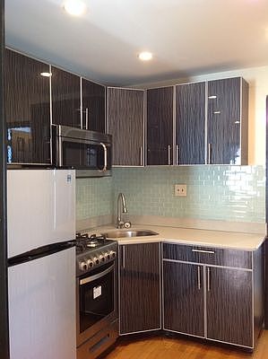 2nd image of 401 E 62nd St APT 4C