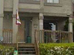 128 Inland View Dr, Newport News, VA 23603