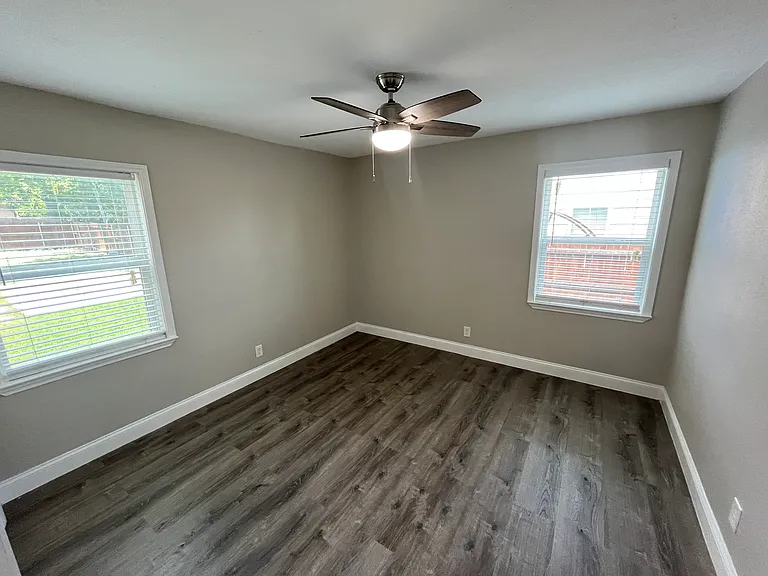 7046 Forney Rd — Photo 5