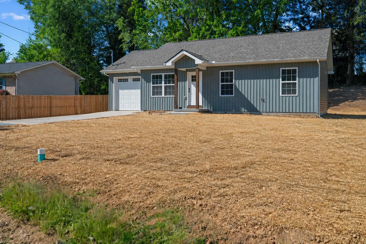 Building Photo - 212 Doe Run Blvd