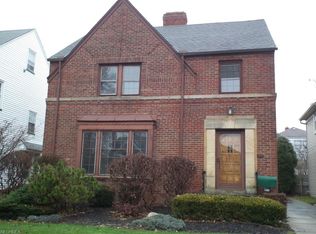 2449 Saybrook Rd, University Heights, OH 44118