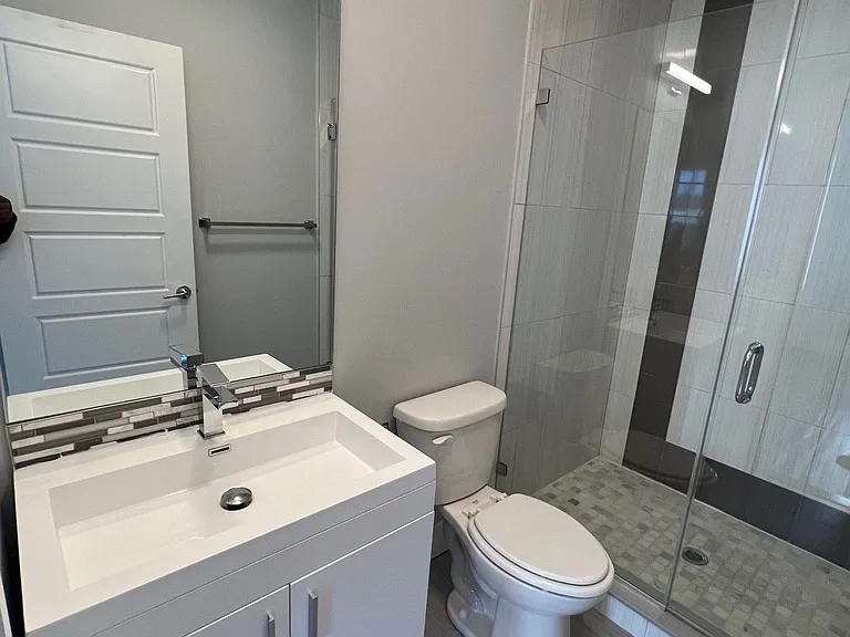 The Rebeka Residence: A Symphony of Luxury in Modern Living — Photo 5