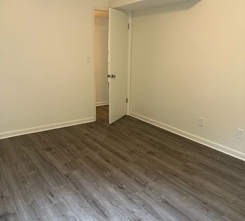 3rd image of 559A Wonder Ln