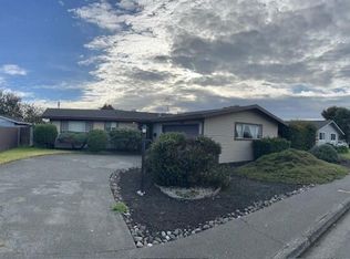 1968 Parton Ln, Arcata, CA 95521