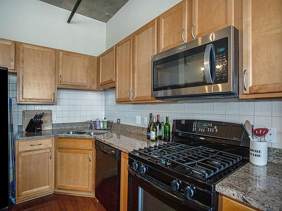 3rd image of 315 2nd St APT 413