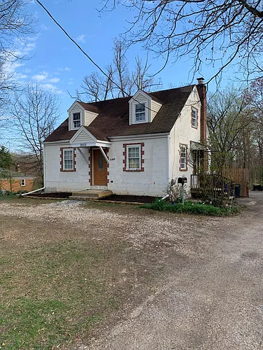 2010 Shorefield Rd Photo 1