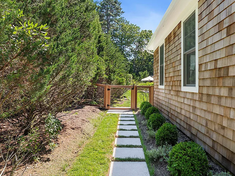 55 Whooping Hollow Rd — Photo 33