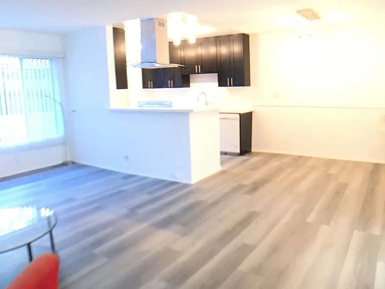 1323 N Fuller Ave #3 — Photo 8