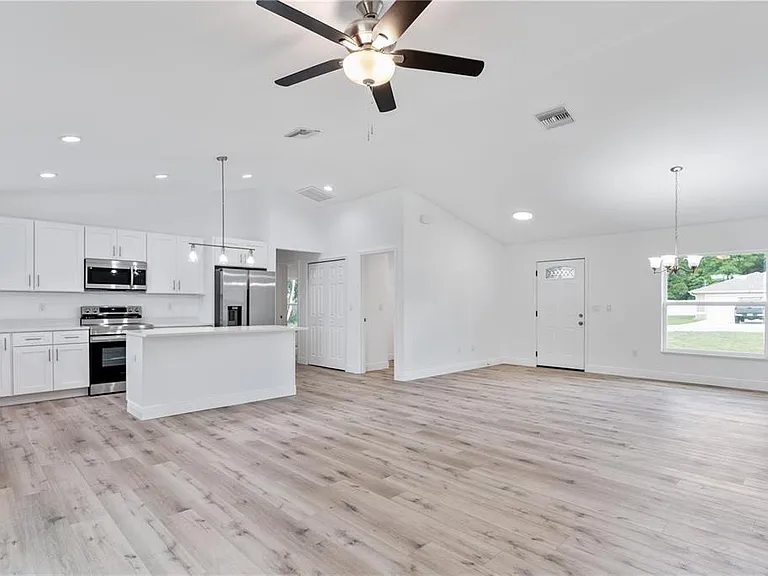 238 Locust Pass Ln — Photo 7