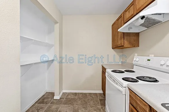 151 Jody Ln — Photo 5