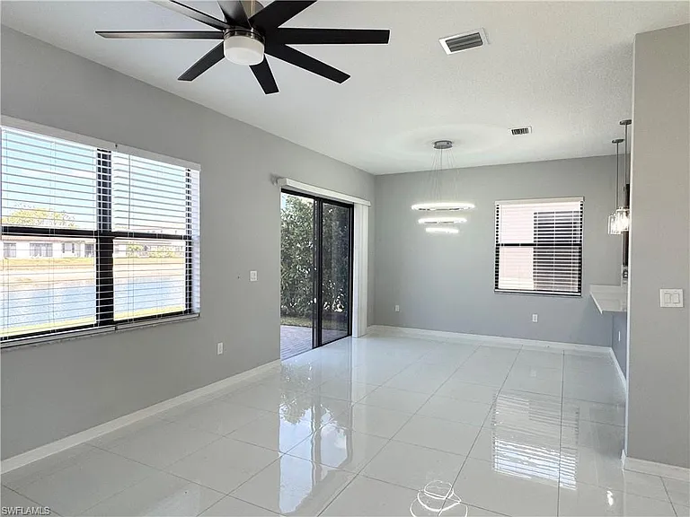 8984 Madrid Cir — Photo 3