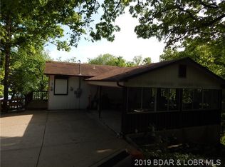 2 Circle Ln, Lake Ozark, MO 65049