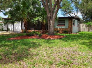 5760 Cedar St NE, Saint Petersburg, FL 33703