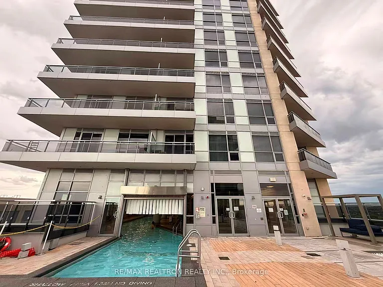 9205 Yonge St #419 — Photo 17