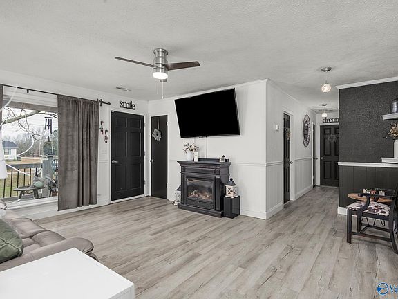 4th image of 171 Brookwood Ln