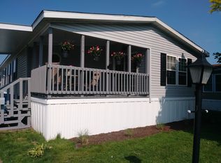 6334 Murphy Dr, Victor, NY 14564