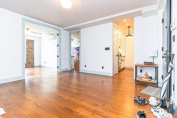 1st image of 11 Brooklyn Ave #5G