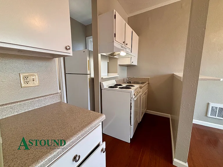 62 Oakes Blvd #5 — Photo 4