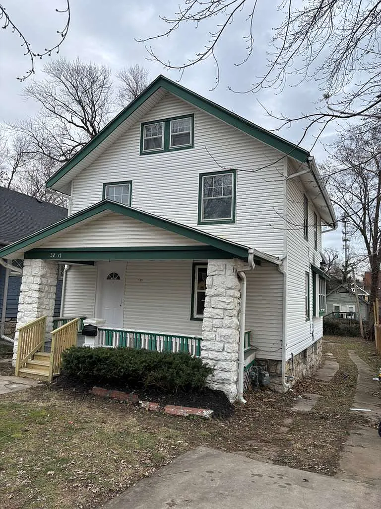 Building Photo - 3817 Wayne Ave