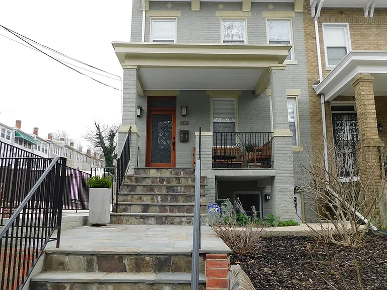 308 Webster St NW #2 — Photo 1