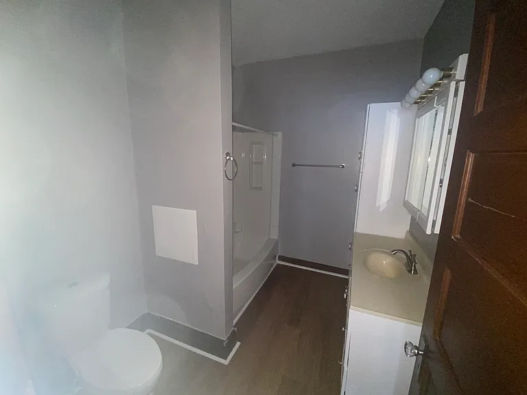 2204 George St — Photo 14
