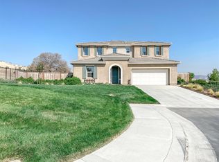 21044 Pinot Noir Dr, Patterson, CA 95363