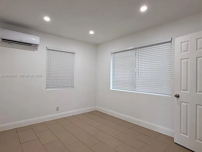 6723 NE Miami Pl #6725 — Photo 4