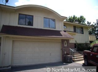 7277 Pontiac Cir, Chanhassen, MN 55317