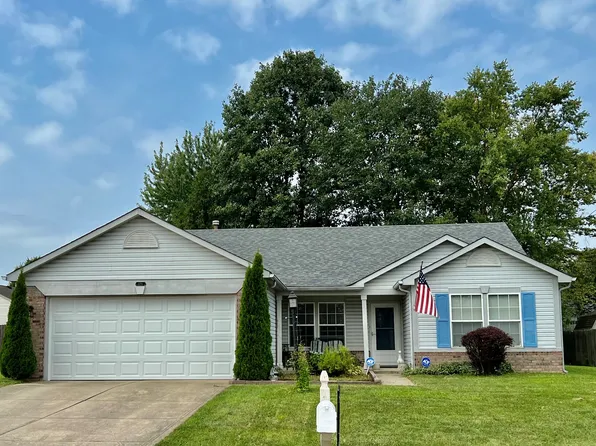 121 Fountain Dr, Mooresville, IN 46158