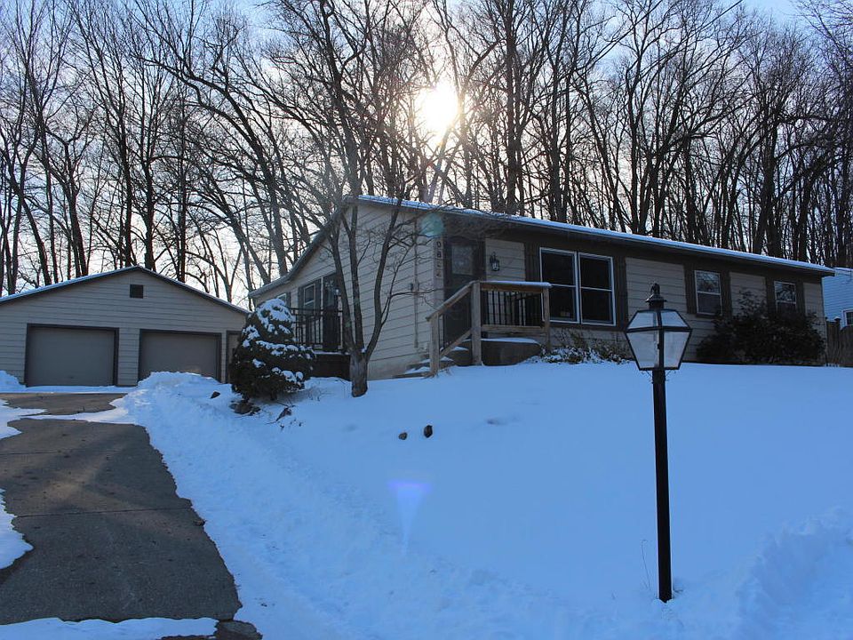 1st image of 10894 Woodbushe Dr SE