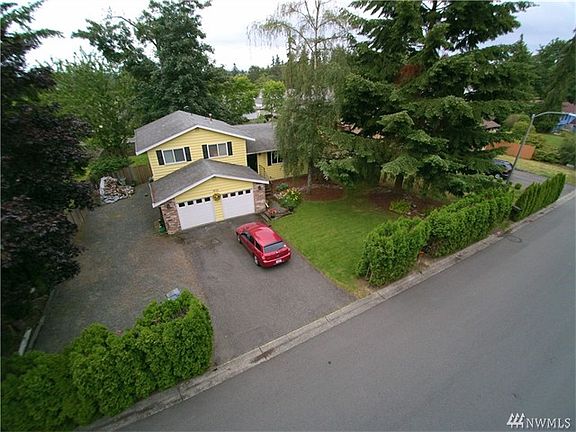 2nd image of 15123 32nd Ave W