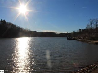 330 Whitewater Lake Rd, Tamassee, SC 29686