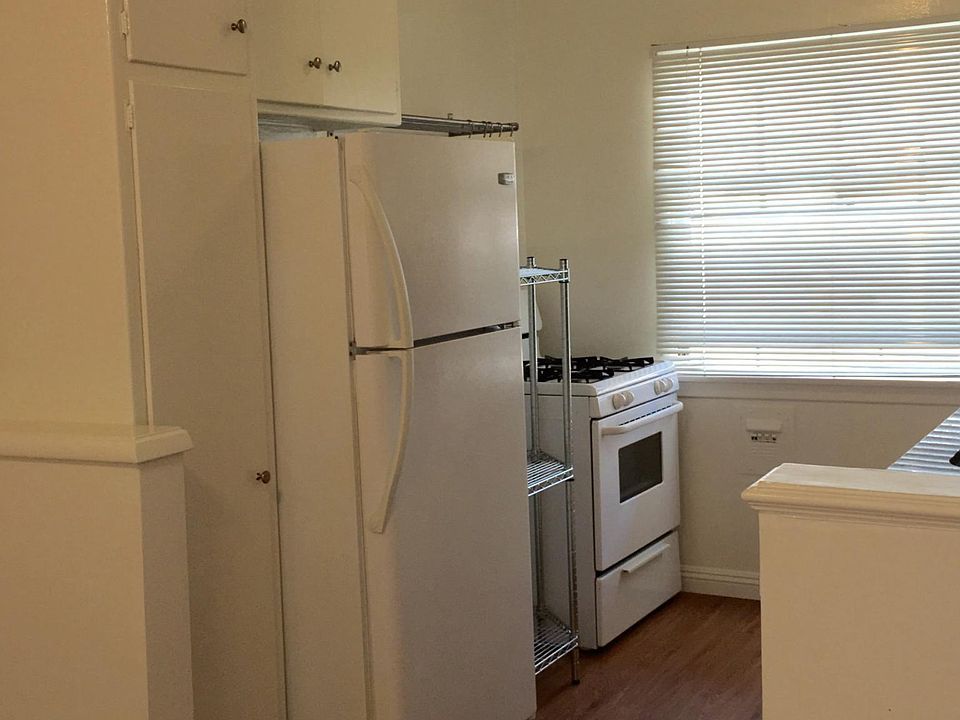 1st image of 1241 S Bundy Dr #5