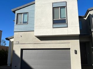 9296 Desert Pearl Ave, Spring Valley, NV 89148
