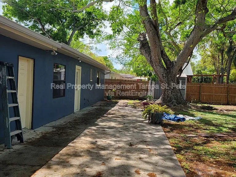 4311 S Thatcher Ave — Photo 44