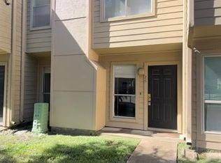 1500 Sandy Springs Rd APT 26, Houston, TX 77042