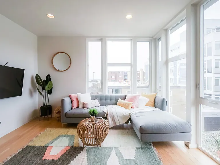 411 Summit Ave E #A — Photo 31