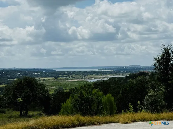 513 Gray Fox, Spring Branch, TX 78070