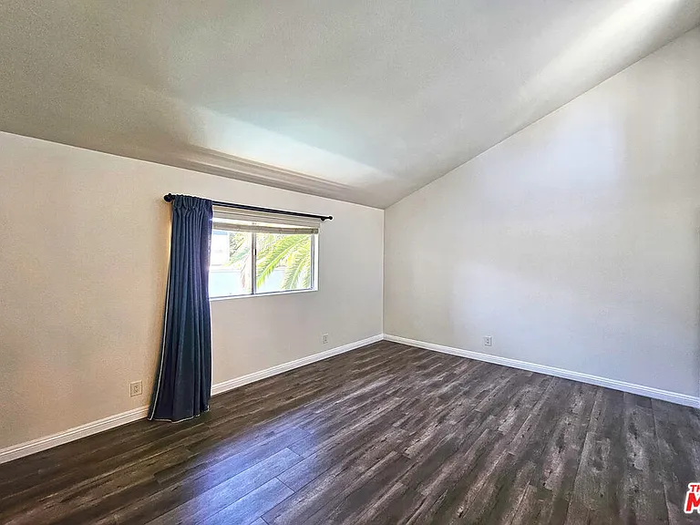 1454 E Orange Grove Blvd #1 — Photo 18
