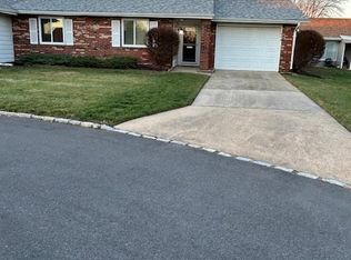180B Mimosa Plz #B, Monroe Township, NJ